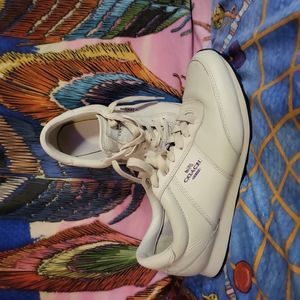 Coach sneaker/shoe off white